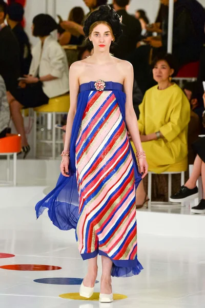 Look 36